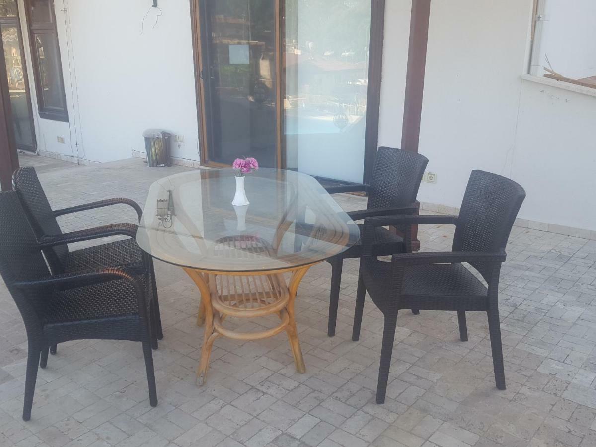 Incilikonak Ula Dış mekan fotoğraf